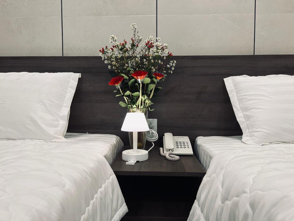 Huy Hoang Hotel Фантхьєт Екстер'єр фото